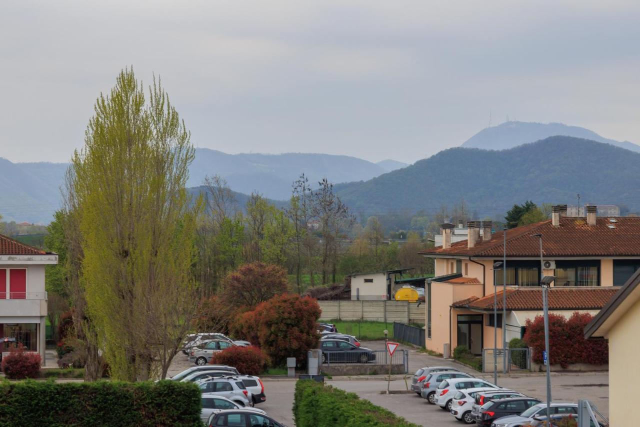 Giotto Guesthouse Due Carrare 外观 照片